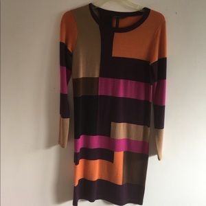 BCBGMAXAZARIA COLOR BOCK SWEATER DRES Size Small